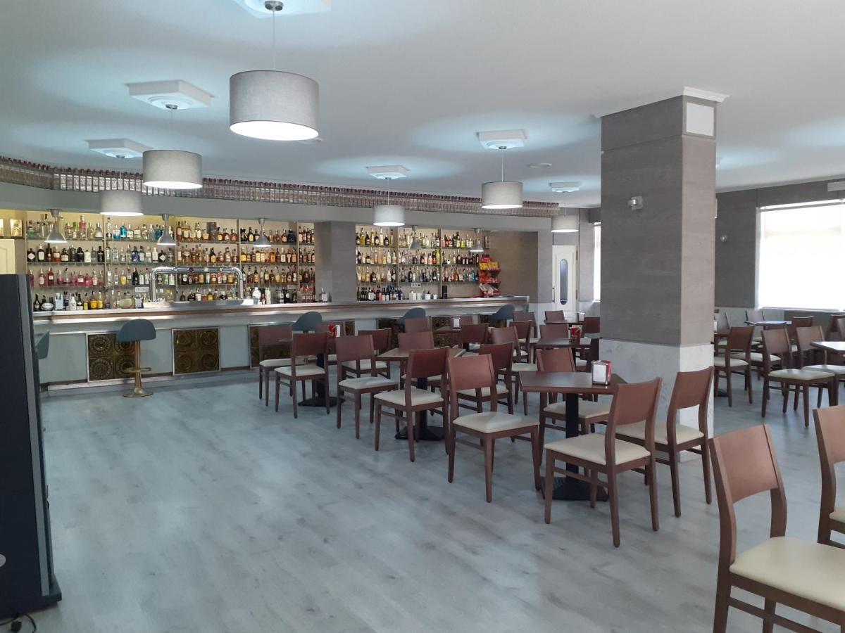 Hotel Millan Negreira Zewnętrze zdjęcie
