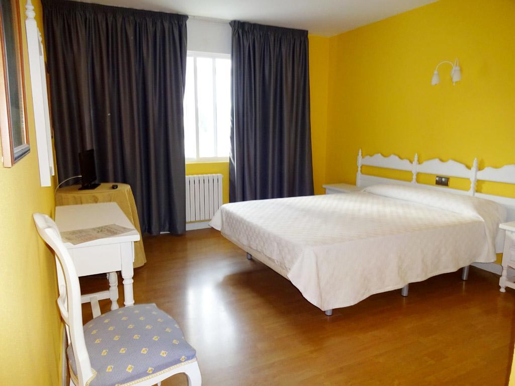 Hotel Millan Negreira Zewnętrze zdjęcie